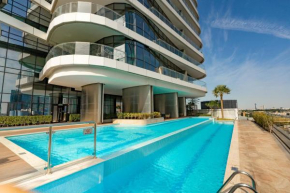 FAM Living - RP Heights - 3 Mins Walk to Burj Khalifa & Dubai Mall Downtown Dubai